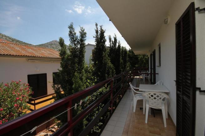 Voyage Apartment Starigrad Paklenica Exterior photo